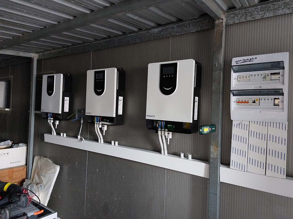 solar hybrid inverter system 